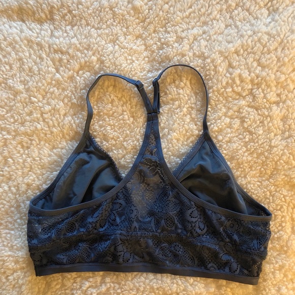 Blue Keyhole Lace Bralette - Picture 3 of 5